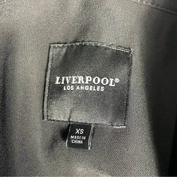 Liverpool Pantsuit Womens XS Black Blazer Set Rhinestone Office Career Sleek - Picture 11 of 14